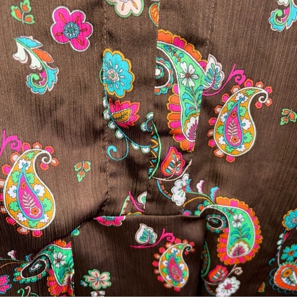 CATO Womens Top Size 22/24W  Short Sleeves V-Neck Brown Paisley Floral - Picture 9 of 16